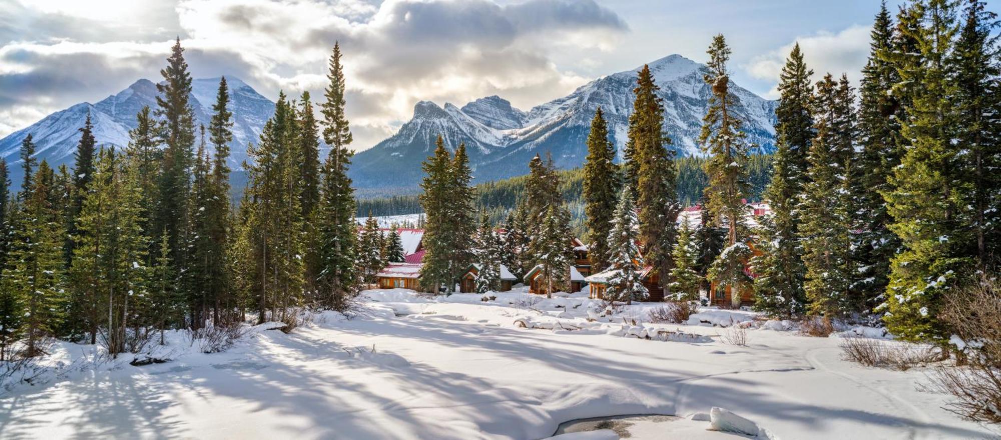 Post Hotel & Spa Lake Louise Exterior foto