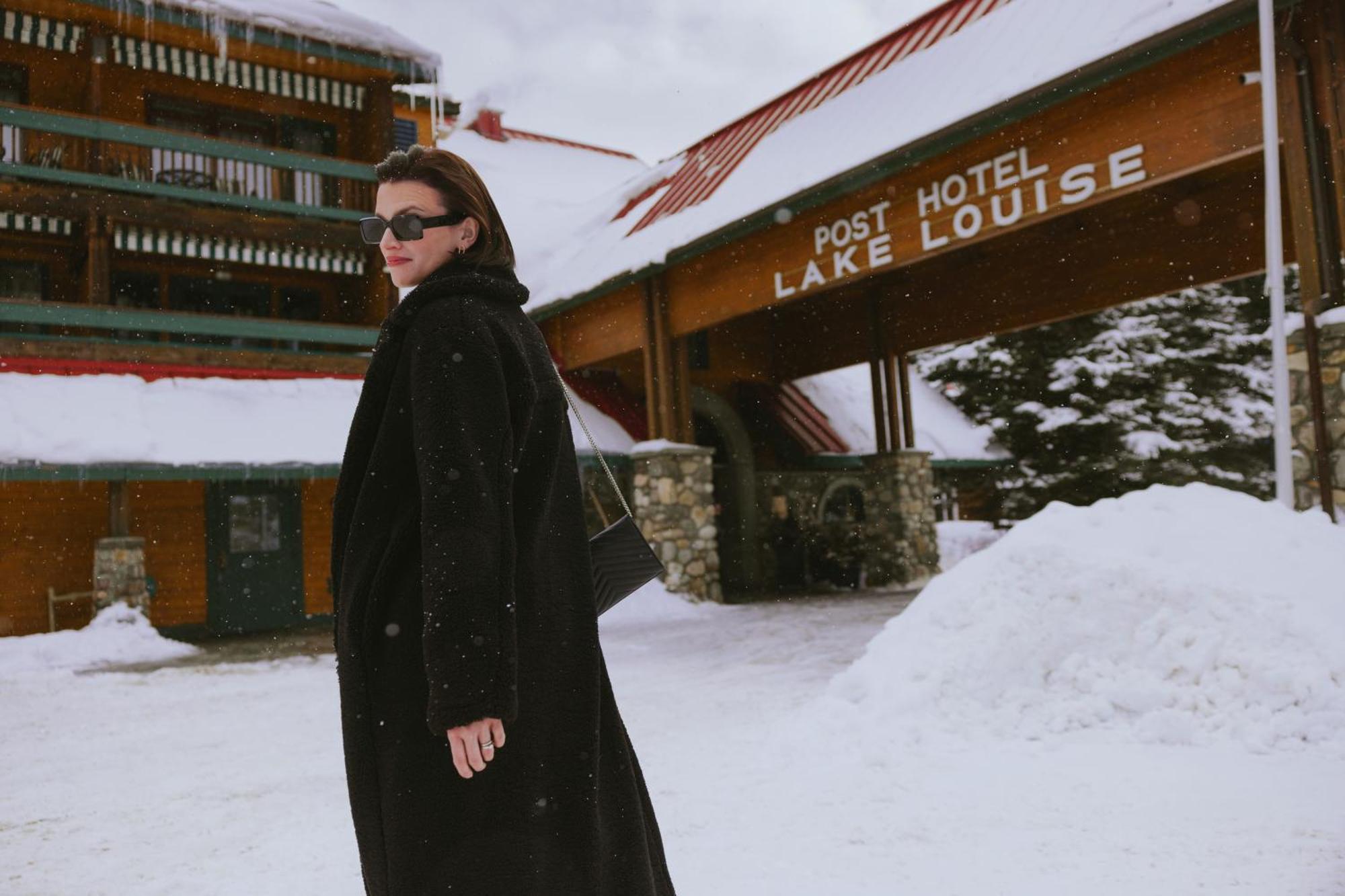 Post Hotel & Spa Lake Louise Exterior foto